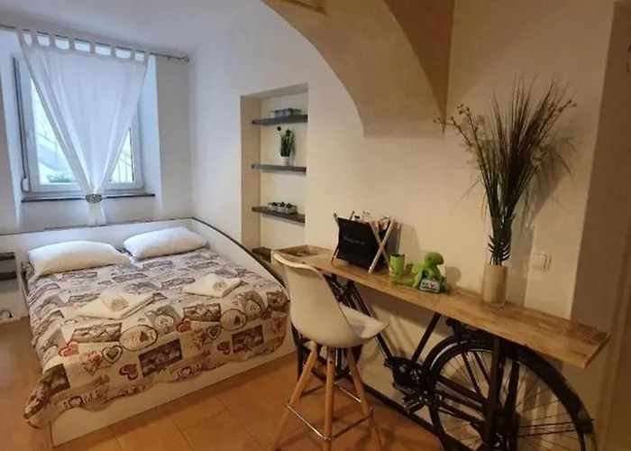 Station Between Dragon And Triple Bridges * Lubiana