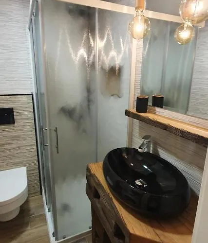 Station Between Dragon And Triple Bridges Appartamento *