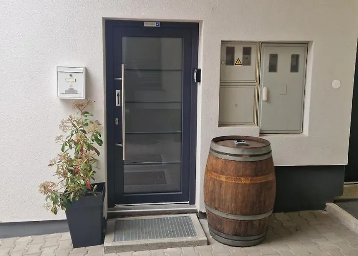 Station Between Dragon And Triple Bridges شقة *